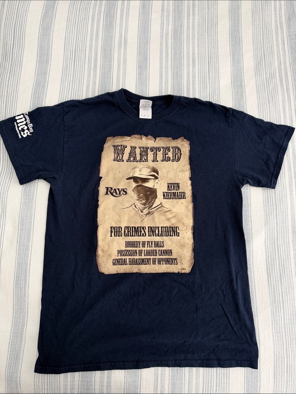 Gildan Navy Short-Sleeve Kevin Kiermaier 'WANTED' Graphic Tee Med